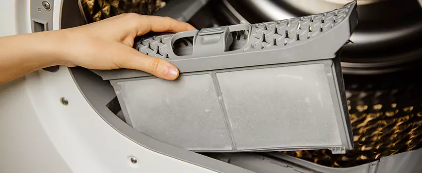 Signs Of A Clogged Dryer Lint Trap in Lewisville, Texas